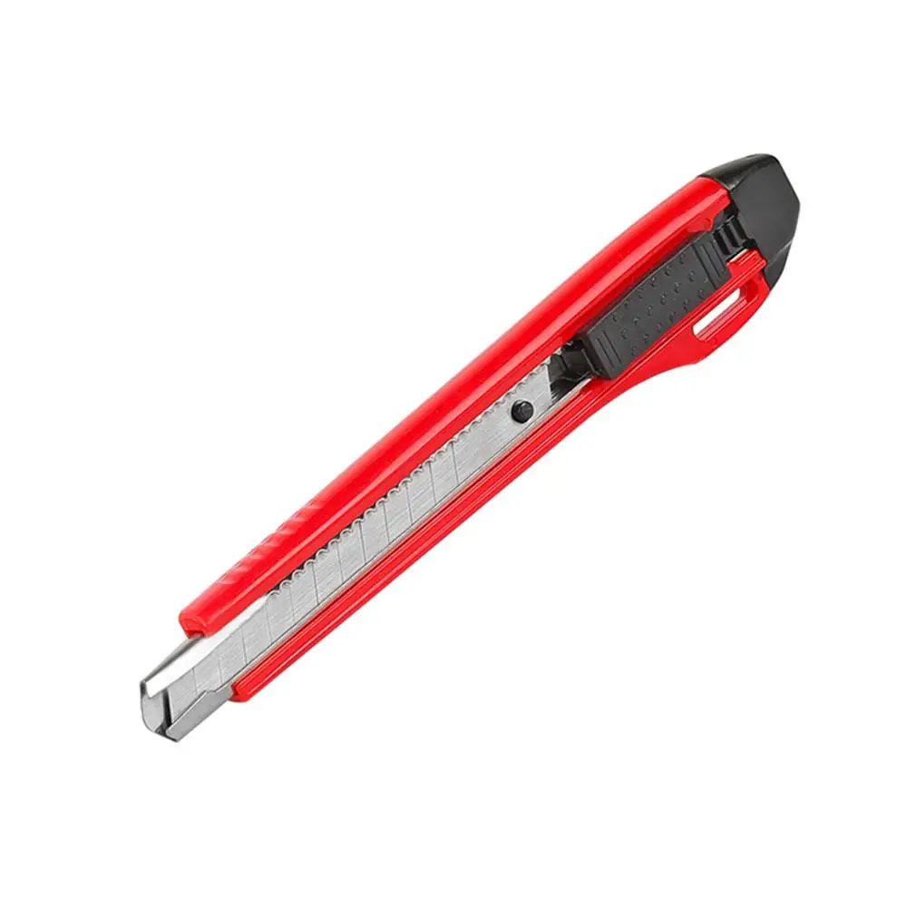 WORKPRO WP212006 9MM Cep Askılı Maket Bıçağı WORKPRO WP212006 9MM Cep Askılı Maket Bıçağı